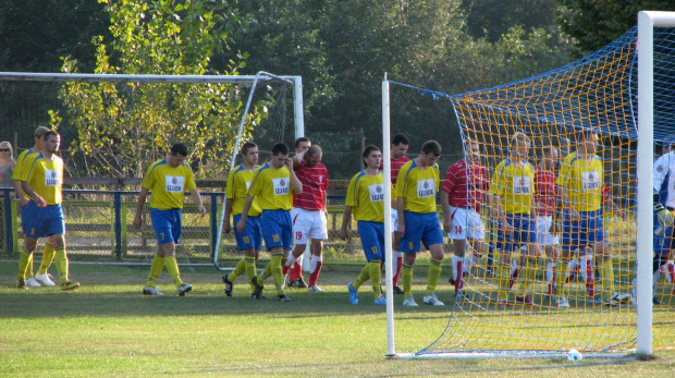 Pogoń Leżajsk - Cosmos Nowotaniec (2:1), 17.09.2011 r. - IV liga podkarpacka #CosmosNowotaniec #IVLiga #lezajsk #lezajsktm #leżajsk #nowotaniec #PiłkaNożna #pogon #pogoń #PogońLeżajsk #sport