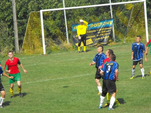 Beskid Żegocina vs Raba Niedary
0:1 #beskid #żegocinaraba #niedary #mecz #piłka #nożna #bramka