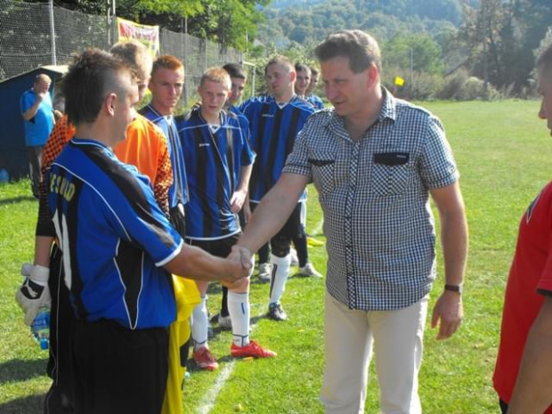 Beskid Żegocina vs Raba Niedary
0:1 #beskid #żegocinaraba #niedary #mecz #piłka #nożna #bramka