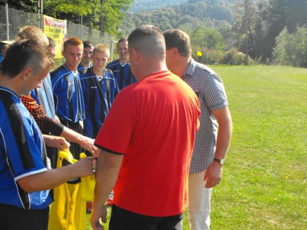 Beskid Żegocina vs Raba Niedary
0:1 #beskid #żegocinaraba #niedary #mecz #piłka #nożna #bramka