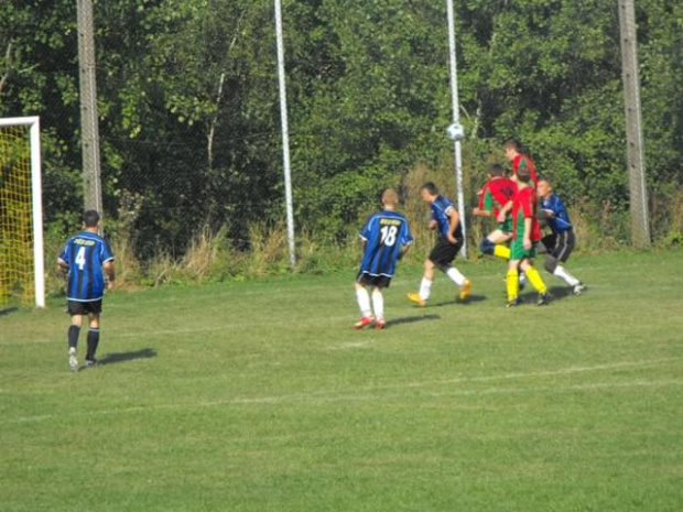 Beskid Żegocina vs Raba Niedary
0:1 #beskid #żegocinaraba #niedary #mecz #piłka #nożna #bramka