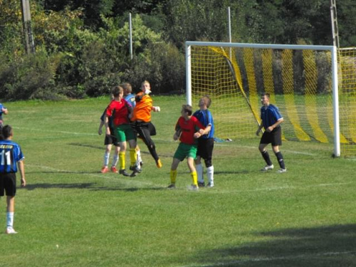 Beskid Żegocina vs Raba Niedary
0:1 #beskid #żegocinaraba #niedary #mecz #piłka #nożna #bramka