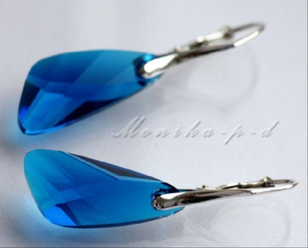 748. Swarovski capri blue wings - kolczyki 4cm
krysztalki 23mm
bigle - srebro