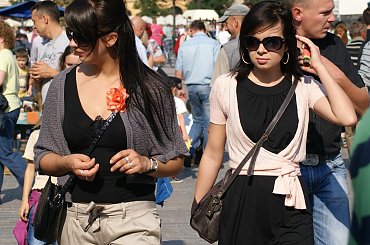 ludzie w biegu, w ruchu #dziewczyna #girl #kobieta #men #mężczyzna #people #women