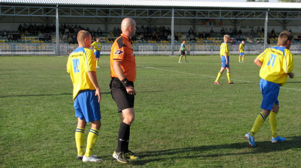 Crasnovia Krasne - Pogoń Leżajsk (3:0), 24.09.2011 r. - IV liga podkarpacka #crasnovia #CrasnoviaKrasne #IVLiga #krasne #lezajsk #lezajsktm #leżajsk #PiłkaNożna #pogon #pogoń #PogońLeżajsk #seniorzy #sport