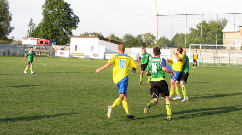 Crasnovia Krasne - Pogoń Leżajsk (3:0), 24.09.2011 r. - IV liga podkarpacka #crasnovia #CrasnoviaKrasne #IVLiga #krasne #lezajsk #lezajsktm #leżajsk #PiłkaNożna #pogon #pogoń #PogońLeżajsk #seniorzy #sport