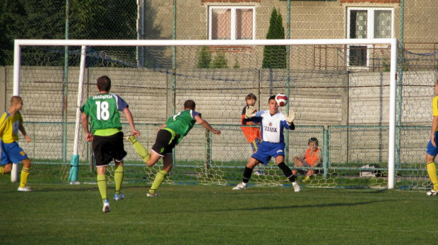 Crasnovia Krasne - Pogoń Leżajsk (3:0), 24.09.2011 r. - IV liga podkarpacka #crasnovia #CrasnoviaKrasne #IVLiga #krasne #lezajsk #lezajsktm #leżajsk #PiłkaNożna #pogon #pogoń #PogońLeżajsk #seniorzy #sport