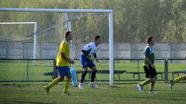 Crasnovia Krasne - Pogoń Leżajsk (3:0), 24.09.2011 r. - IV liga podkarpacka #crasnovia #CrasnoviaKrasne #IVLiga #krasne #lezajsk #lezajsktm #leżajsk #PiłkaNożna #pogon #pogoń #PogońLeżajsk #seniorzy #sport