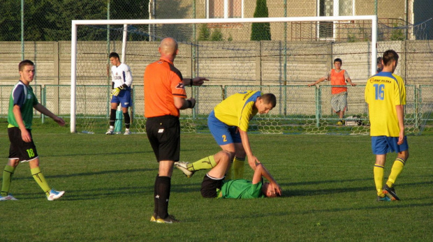 Crasnovia Krasne - Pogoń Leżajsk (3:0), 24.09.2011 r. - IV liga podkarpacka #crasnovia #CrasnoviaKrasne #IVLiga #krasne #lezajsk #lezajsktm #leżajsk #PiłkaNożna #pogon #pogoń #PogońLeżajsk #seniorzy #sport