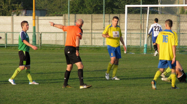 Crasnovia Krasne - Pogoń Leżajsk (3:0), 24.09.2011 r. - IV liga podkarpacka #crasnovia #CrasnoviaKrasne #IVLiga #krasne #lezajsk #lezajsktm #leżajsk #PiłkaNożna #pogon #pogoń #PogońLeżajsk #seniorzy #sport