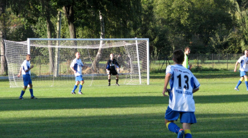 Grodziszczanka - Pogoń Leżajsk (0:3), 28.09.2011 r. - II runda okręgowego Pucharu Polski #GrodziszczankaGrodziskoDolne #lezajsk #lezajsktm #leżajsk #PiłkaNożna #pogon #pogoń #PogońLeżajsk #seniorzy #sport