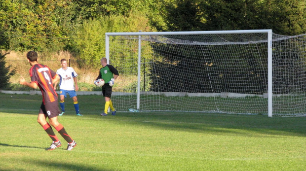 Grodziszczanka - Pogoń Leżajsk (0:3), 28.09.2011 r. - II runda okręgowego Pucharu Polski #GrodziszczankaGrodziskoDolne #lezajsk #lezajsktm #leżajsk #PiłkaNożna #pogon #pogoń #PogońLeżajsk #seniorzy #sport