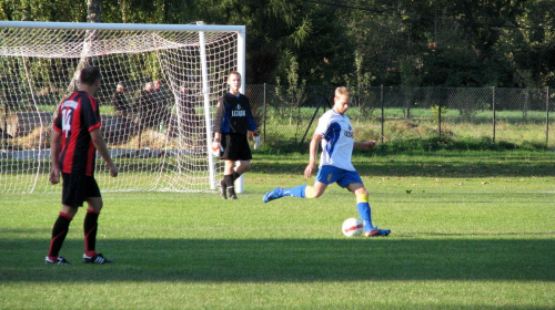 Grodziszczanka - Pogoń Leżajsk (0:3), 28.09.2011 r. - II runda okręgowego Pucharu Polski #GrodziszczankaGrodziskoDolne #lezajsk #lezajsktm #leżajsk #PiłkaNożna #pogon #pogoń #PogońLeżajsk #seniorzy #sport