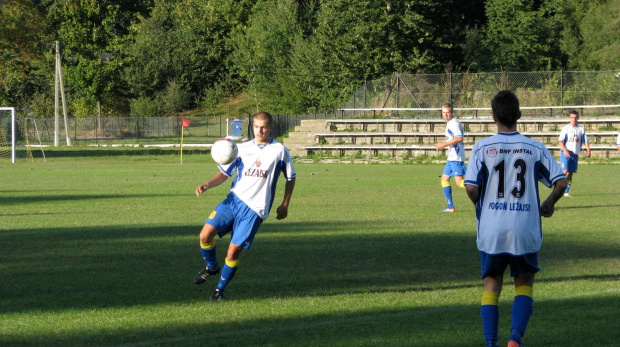 Grodziszczanka - Pogoń Leżajsk (0:3), 28.09.2011 r. - II runda okręgowego Pucharu Polski #GrodziszczankaGrodziskoDolne #lezajsk #lezajsktm #leżajsk #PiłkaNożna #pogon #pogoń #PogońLeżajsk #seniorzy #sport