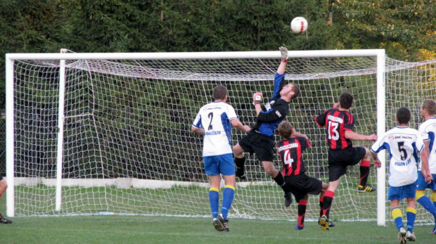 Grodziszczanka - Pogoń Leżajsk (0:3), 28.09.2011 r. - II runda okręgowego Pucharu Polski #GrodziszczankaGrodziskoDolne #lezajsk #lezajsktm #leżajsk #PiłkaNożna #pogon #pogoń #PogońLeżajsk #seniorzy #sport