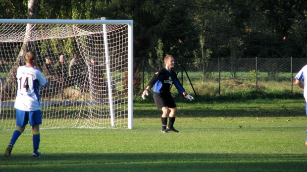 Grodziszczanka - Pogoń Leżajsk (0:3), 28.09.2011 r. - II runda okręgowego Pucharu Polski #GrodziszczankaGrodziskoDolne #lezajsk #lezajsktm #leżajsk #PiłkaNożna #pogon #pogoń #PogońLeżajsk #seniorzy #sport