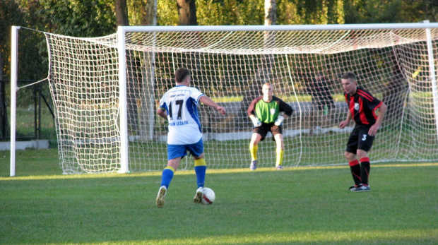 Grodziszczanka - Pogoń Leżajsk (0:3), 28.09.2011 r. - II runda okręgowego Pucharu Polski #GrodziszczankaGrodziskoDolne #lezajsk #lezajsktm #leżajsk #PiłkaNożna #pogon #pogoń #PogońLeżajsk #seniorzy #sport