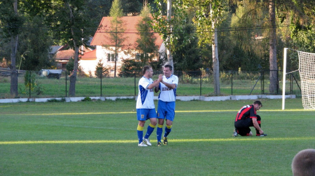 Grodziszczanka - Pogoń Leżajsk (0:3), 28.09.2011 r. - II runda okręgowego Pucharu Polski #GrodziszczankaGrodziskoDolne #lezajsk #lezajsktm #leżajsk #PiłkaNożna #pogon #pogoń #PogońLeżajsk #seniorzy #sport