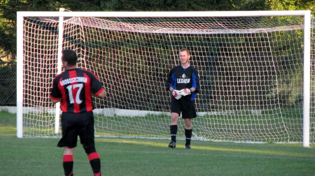 Grodziszczanka - Pogoń Leżajsk (0:3), 28.09.2011 r. - II runda okręgowego Pucharu Polski #GrodziszczankaGrodziskoDolne #lezajsk #lezajsktm #leżajsk #PiłkaNożna #pogon #pogoń #PogońLeżajsk #seniorzy #sport