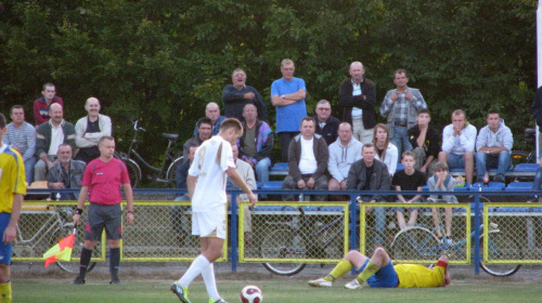 Pogoń Leżajsk - Czarni Jasło (1:3), 01.10.2011 r. - IV liga podkarpacka #czarni #CzarniJasło #jasło #lezajsk #lezajsktm #leżajsk #PiłkaNożna #pogon #pogoń #PogońLeżajsk #sport