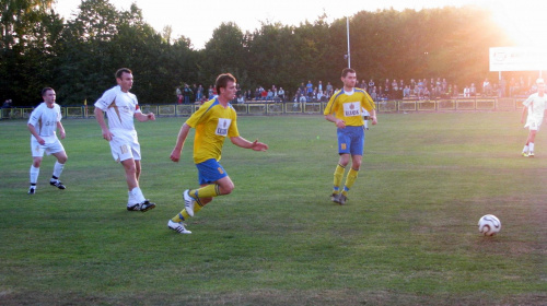 Pogoń Leżajsk - Czarni Jasło (1:3), 01.10.2011 r. - IV liga podkarpacka #czarni #CzarniJasło #jasło #lezajsk #lezajsktm #leżajsk #PiłkaNożna #pogon #pogoń #PogońLeżajsk #sport