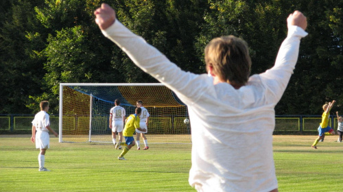 Pogoń Leżajsk - Czarni Jasło (1:3), 01.10.2011 r. - IV liga podkarpacka #czarni #CzarniJasło #jasło #lezajsk #lezajsktm #leżajsk #PiłkaNożna #pogon #pogoń #PogońLeżajsk #sport