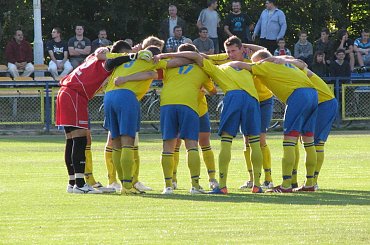 Pogoń Leżajsk - Czarni Jasło (1:3), 01.10.2011 r. - IV liga podkarpacka #czarni #CzarniJasło #jasło #lezajsk #lezajsktm #leżajsk #PiłkaNożna #pogon #pogoń #PogońLeżajsk #sport