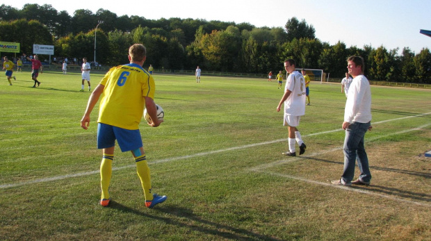 Pogoń Leżajsk - Czarni Jasło (1:3), 01.10.2011 r. - IV liga podkarpacka #czarni #CzarniJasło #jasło #lezajsk #lezajsktm #leżajsk #PiłkaNożna #pogon #pogoń #PogońLeżajsk #sport