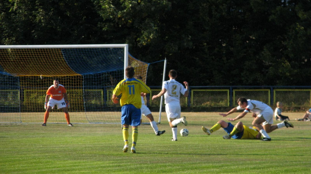 Pogoń Leżajsk - Czarni Jasło (1:3), 01.10.2011 r. - IV liga podkarpacka #czarni #CzarniJasło #jasło #lezajsk #lezajsktm #leżajsk #PiłkaNożna #pogon #pogoń #PogońLeżajsk #sport