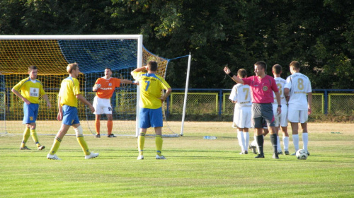 Pogoń Leżajsk - Czarni Jasło (1:3), 01.10.2011 r. - IV liga podkarpacka #czarni #CzarniJasło #jasło #lezajsk #lezajsktm #leżajsk #PiłkaNożna #pogon #pogoń #PogońLeżajsk #sport