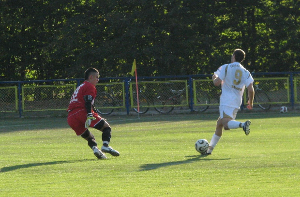 Pogoń Leżajsk - Czarni Jasło (1:3), 01.10.2011 r. - IV liga podkarpacka #czarni #CzarniJasło #jasło #lezajsk #lezajsktm #leżajsk #PiłkaNożna #pogon #pogoń #PogońLeżajsk #sport