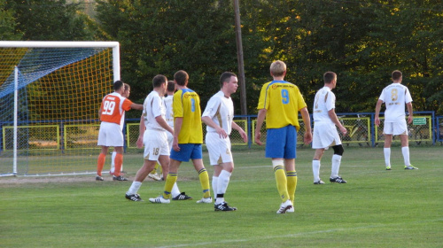 Pogoń Leżajsk - Czarni Jasło (1:3), 01.10.2011 r. - IV liga podkarpacka #czarni #CzarniJasło #jasło #lezajsk #lezajsktm #leżajsk #PiłkaNożna #pogon #pogoń #PogońLeżajsk #sport