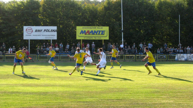 Pogoń Leżajsk - Czarni Jasło (1:3), 01.10.2011 r. - IV liga podkarpacka #czarni #CzarniJasło #jasło #lezajsk #lezajsktm #leżajsk #PiłkaNożna #pogon #pogoń #PogońLeżajsk #sport