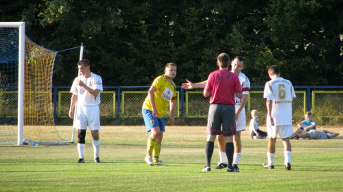 Pogoń Leżajsk - Czarni Jasło (1:3), 01.10.2011 r. - IV liga podkarpacka #czarni #CzarniJasło #jasło #lezajsk #lezajsktm #leżajsk #PiłkaNożna #pogon #pogoń #PogońLeżajsk #sport