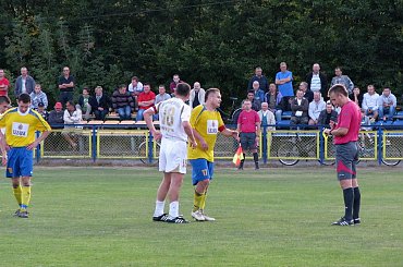 Pogoń Leżajsk - Czarni Jasło (1:3), 01.10.2011 r. - IV liga podkarpacka #czarni #CzarniJasło #jasło #lezajsk #lezajsktm #leżajsk #PiłkaNożna #pogon #pogoń #PogońLeżajsk #sport
