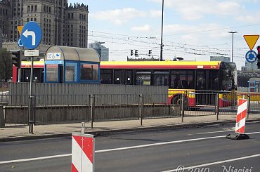 Komunikacja miejska w centrum Warszawy podczas uroczystości żałobnych. #KomunikacjaMiejska #MZA #PKSGrodzisk #Michalczewski #objazdy #Warszawa #Centrum #zasilenia #Ikarus #MAN #Jelcz #SolarisStalowa #Ostrobramska #Woronicza #Kleszczowa #Redutowa