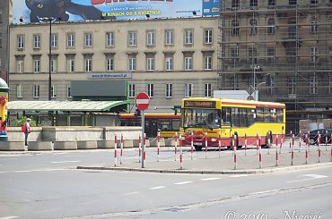 Komunikacja miejska w centrum Warszawy podczas uroczystości żałobnych. #KomunikacjaMiejska #MZA #PKSGrodzisk #Michalczewski #objazdy #Warszawa #Centrum #zasilenia #Ikarus #MAN #Jelcz #SolarisStalowa #Ostrobramska #Woronicza #Kleszczowa #Redutowa