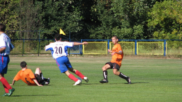 Pogoń Leżajsk - Wisłok Strzyżów 02.10.2011 r.- II liga podkarpacka juniorów starszych i młodszych #juniorzy #lezajsk #lezajsktm #leżajsk #PiłkaNożna #pogon #pogoń #PogońLeżajsk #sport #strzyżów #wisłok #WisłokStrzyżów