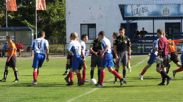 Pogoń Leżajsk - Wisłok Strzyżów 02.10.2011 r.- II liga podkarpacka juniorów starszych i młodszych #juniorzy #lezajsk #lezajsktm #leżajsk #PiłkaNożna #pogon #pogoń #PogońLeżajsk #sport #strzyżów #wisłok #WisłokStrzyżów