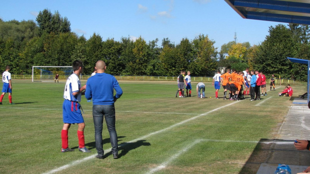 Pogoń Leżajsk - Wisłok Strzyżów 02.10.2011 r.- II liga podkarpacka juniorów starszych i młodszych #juniorzy #lezajsk #lezajsktm #leżajsk #PiłkaNożna #pogon #pogoń #PogońLeżajsk #sport #strzyżów #wisłok #WisłokStrzyżów