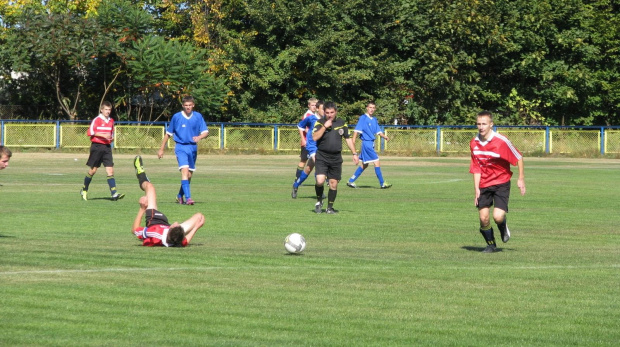 Pogoń Leżajsk - Wisłok Strzyżów 02.10.2011 r.- II liga podkarpacka juniorów starszych i młodszych #juniorzy #lezajsk #lezajsktm #leżajsk #PiłkaNożna #pogon #pogoń #PogońLeżajsk #sport #strzyżów #wisłok #WisłokStrzyżów