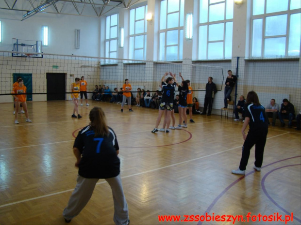 Towarzyski turniej siatkówki ZS w Sobieszynie-Brzozowej vs ZSO w Sobieszynie #Sobieszyn #Brzozowa