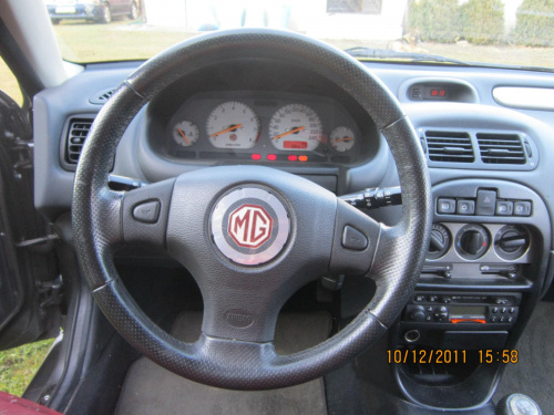 MG ZR 100
