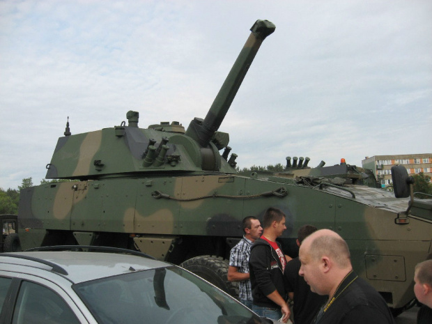 Polski moździeż samobieżny #Militariada2012 #NowaDęba #RekonstrukcjaHistoryczna