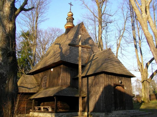 Sieniawa (małopolskie) - kościół i plebania