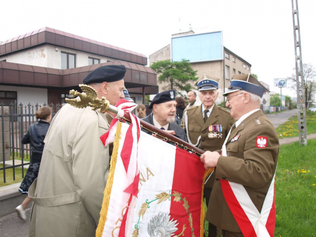 3 maja 2010 - występ w Warszawie. Orkiestra gra po raz pierwszy w nowych strojach.