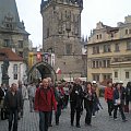 Praga - na moście Karola - widok na wieżę mostową #praga #wycieczka #zwiedzanie #czechy