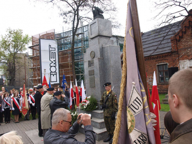 3 maja 2010 - występ w Warszawie. Orkiestra gra po raz pierwszy w nowych strojach.