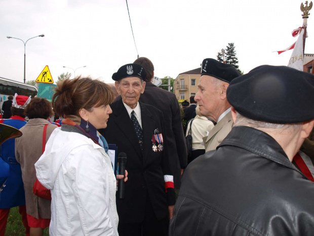 3 maja 2010 - występ w Warszawie. Orkiestra gra po raz pierwszy w nowych strojach.