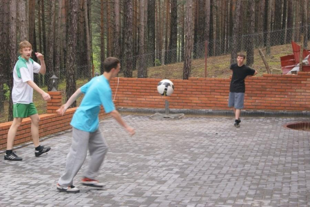 Zdjecia z zielonej szkoly 2010 w jakiejś wsi zabitej dechami #Młodzież